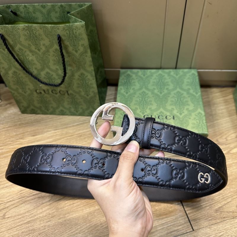 G*u*i belts